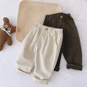 Pantalones lisos para niños: ropa versátil para las cuatro estaciones
