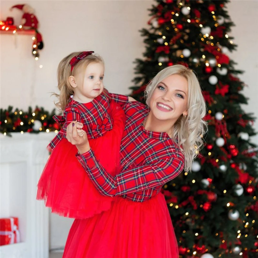 Plaid Long Sleeve Mommy and Me Matching Dress, 4 Plaid Long Sleeve Mommy and Me Matching Dress, 4